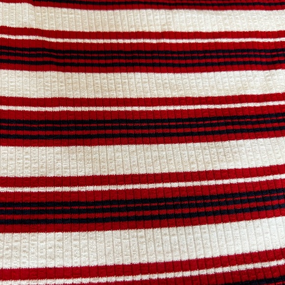 Women’s Charlotte Russe Off the Shoulder Top - Picture 3 of 7